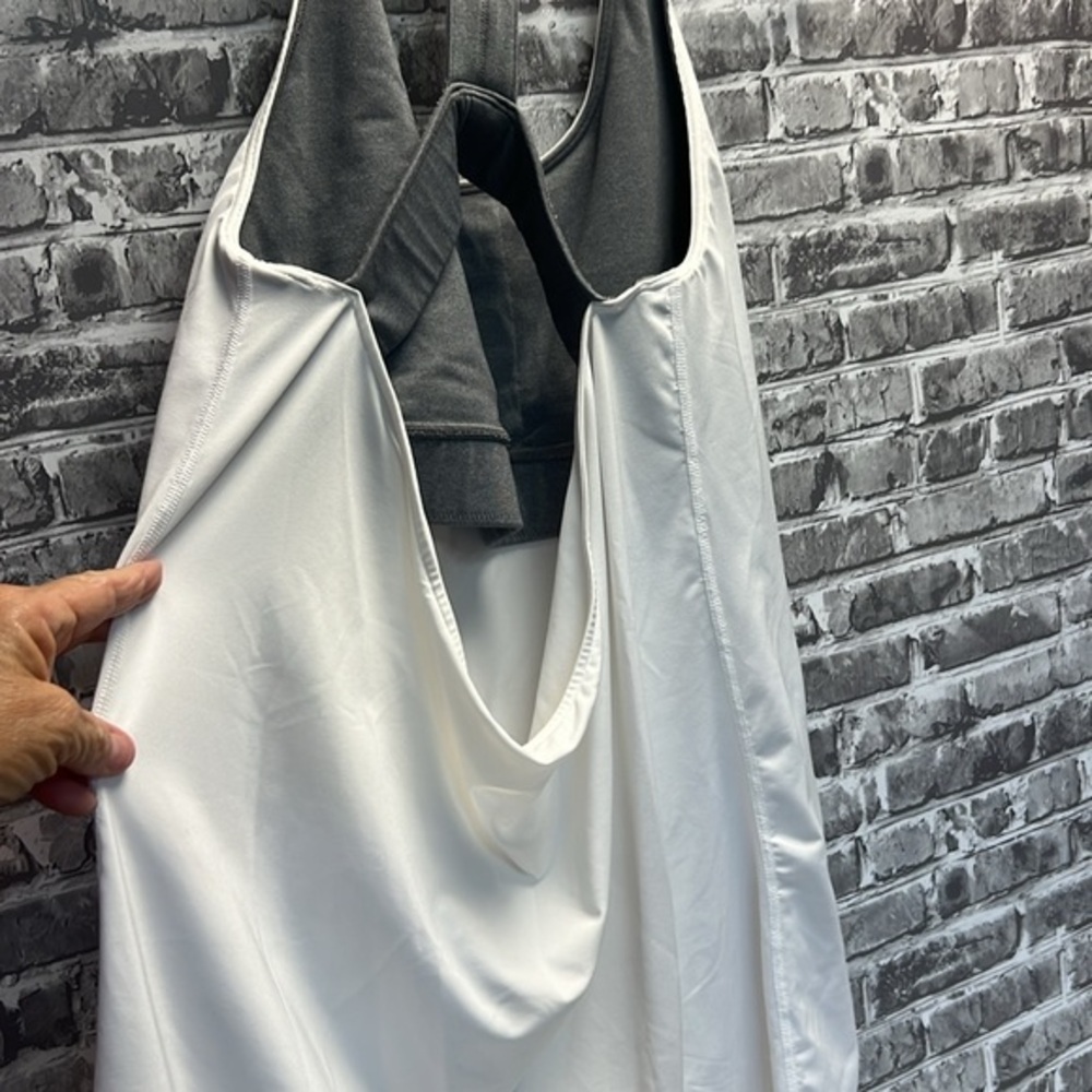 GAP‎ - Picture 4 of 7